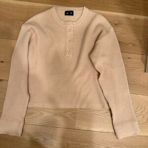 Monrow sz Med thermal Henley long sleeve shirt